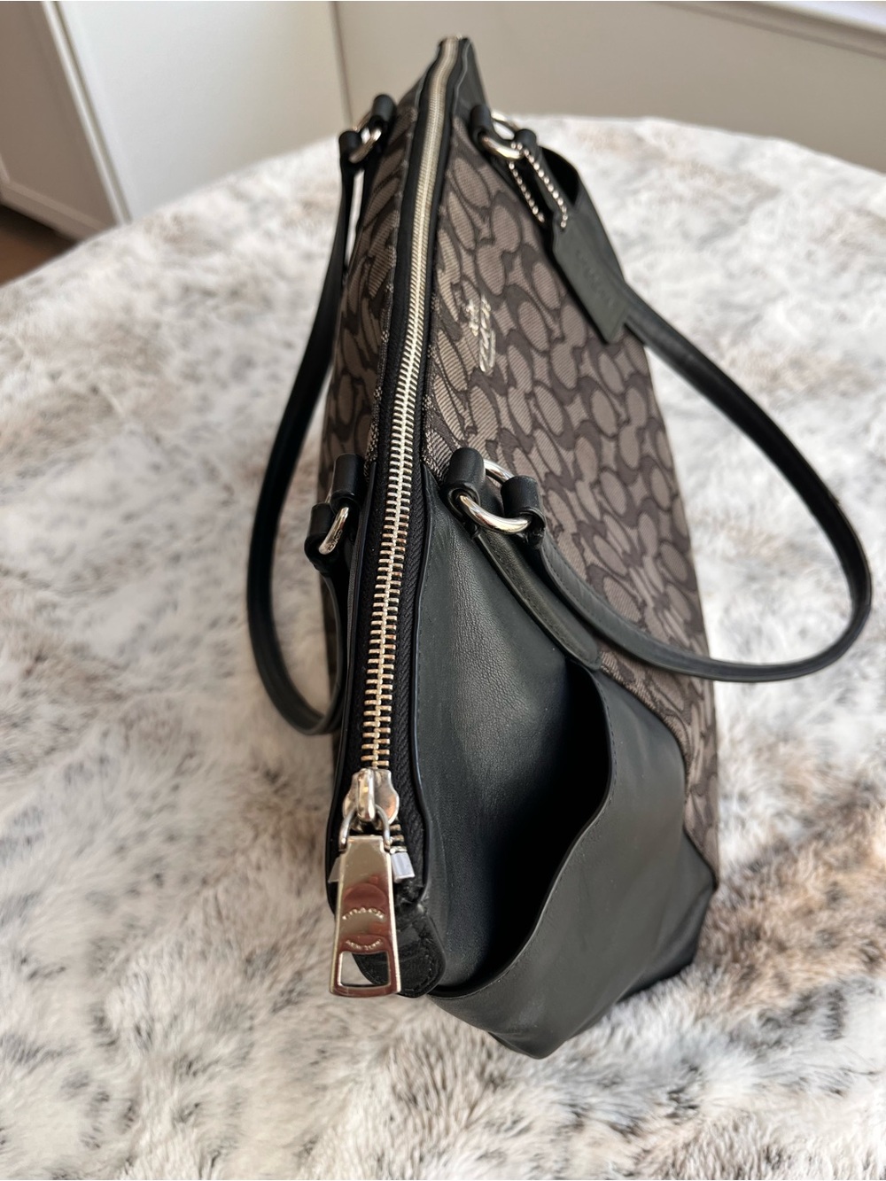 Authentic Coach Brown & Black Signature Canvas and leatherTote - Picture 9 of 12
